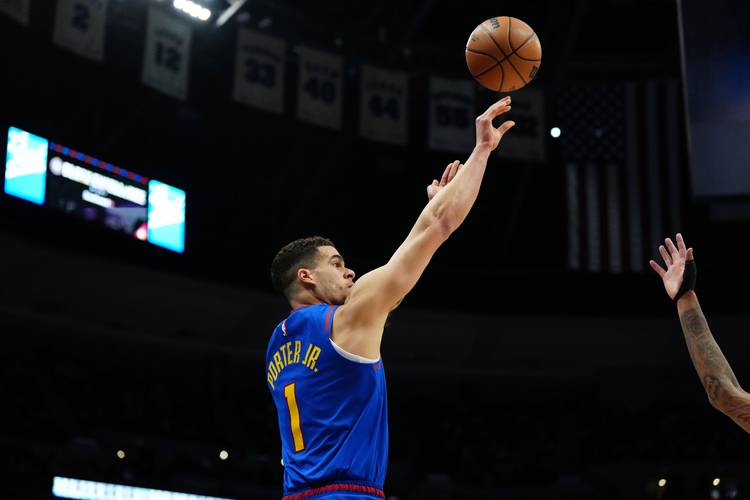 新援发威！小迈克尔-波特半场10中6砍并列最高14分 三分5中2