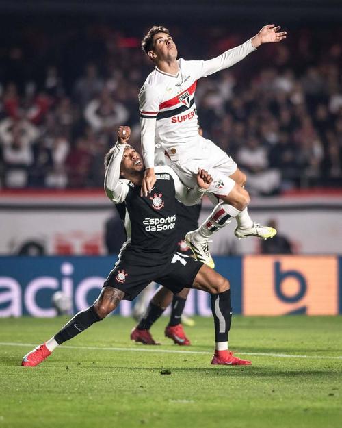 差5球达成百球里程碑!格纳布里出战250场德甲比赛,打进95球