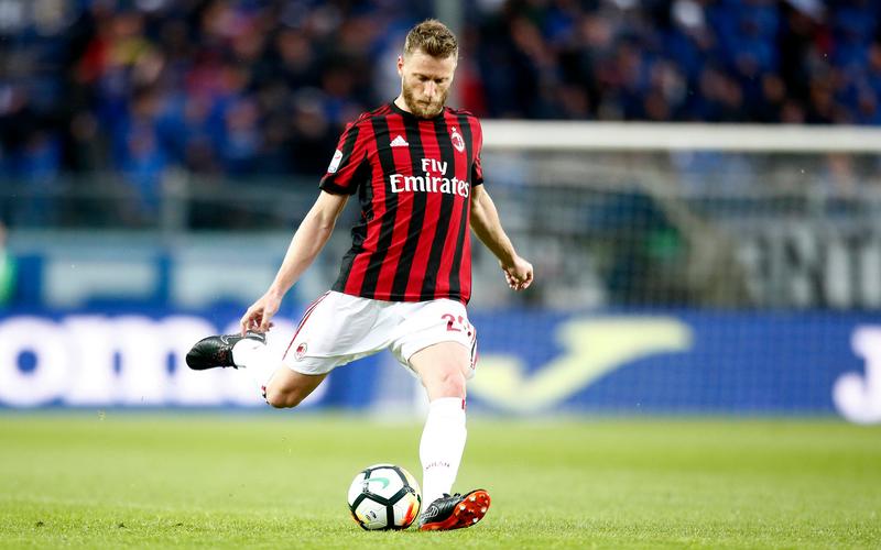 米兰官方祝福阿巴特39岁生日快乐，效力期间出战306场斩获3冠