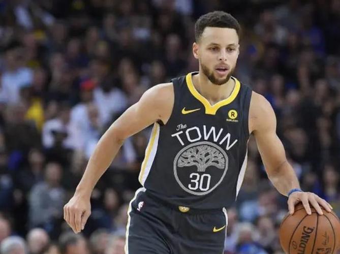 TA：库班过去几个月多次警告杜蒙 称哈里森将球队引向错误的方向