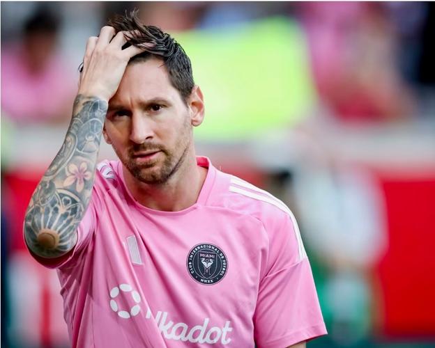 巴媒：罗克因发布恐同帖子被起诉，可能被禁赛5到10场