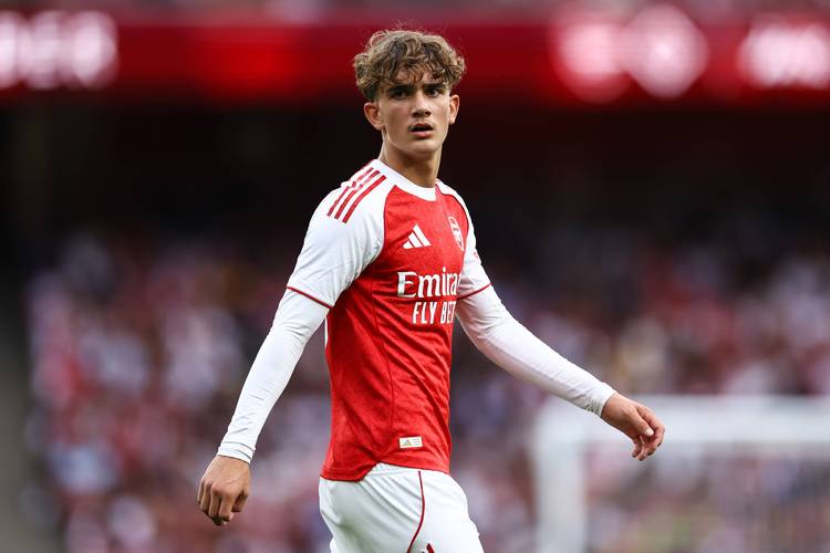 U20为阿森纳首发出战10场欧冠，斯凯利是法布雷加斯之后首人