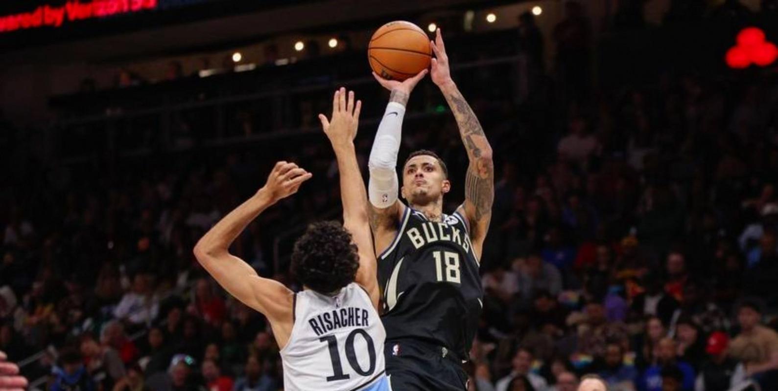 稳定发挥！4号秀克尼佩尔半场7中4&三分3中1拿到9分2板3助